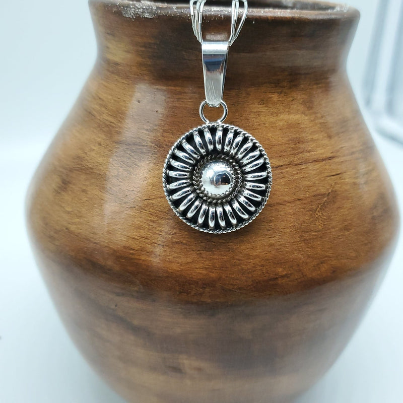 Silver Circle Pendant with Liquid Silver Chain Set