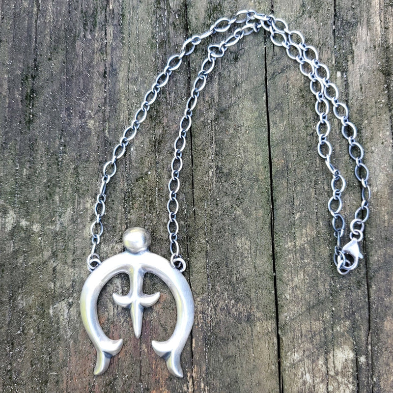 Silver Contemporary Naja with Chain Attached